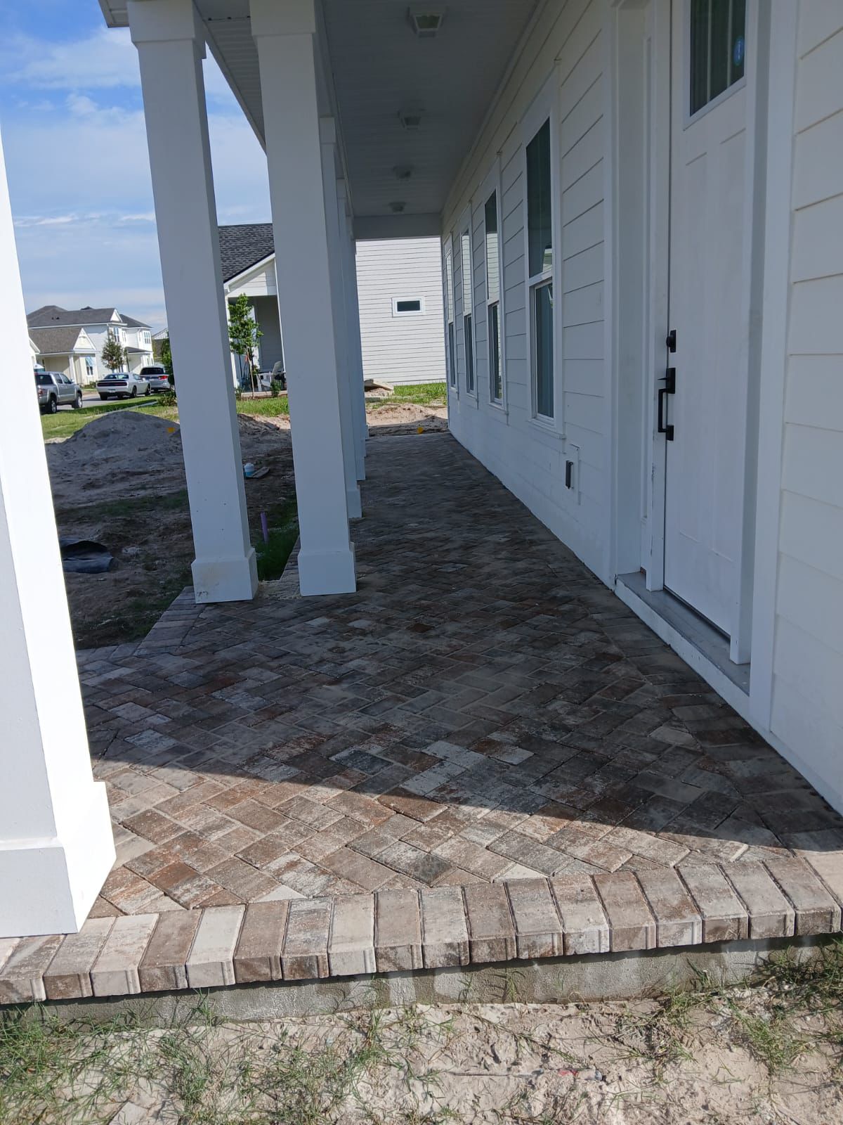 Commercial paver installation in Jacksonville