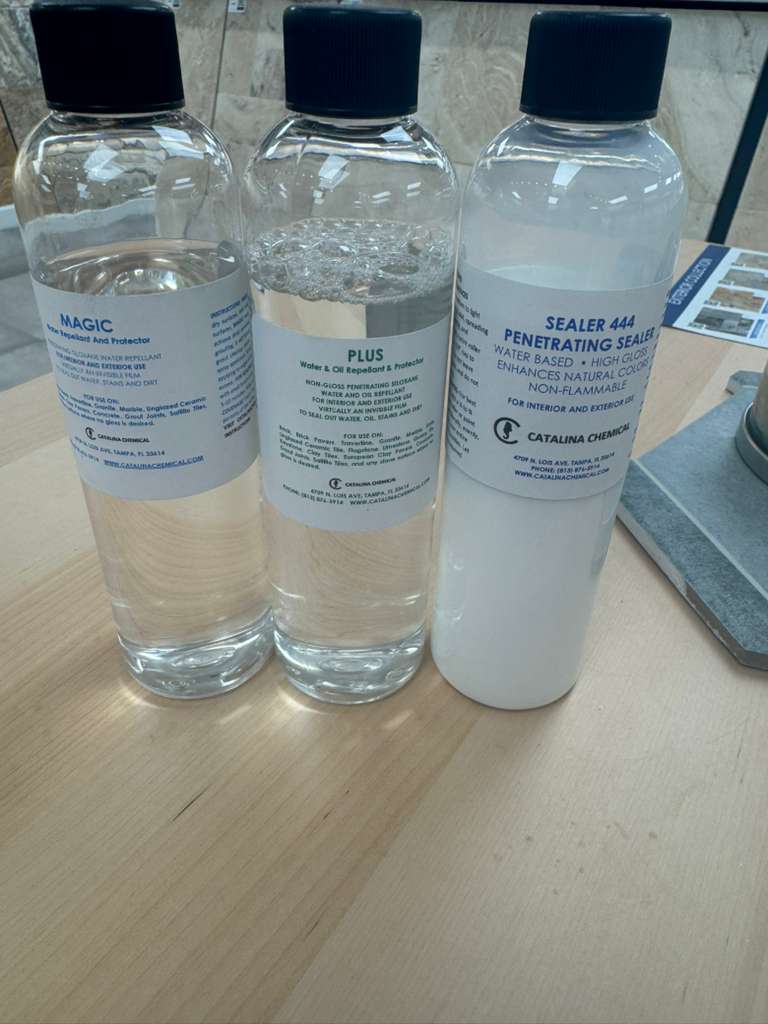 Sealing product for porcelain and stone